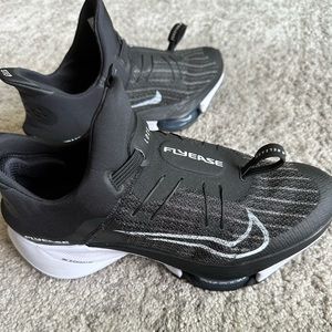 NIKE FLYEASE ZOOMX men’s running shoes